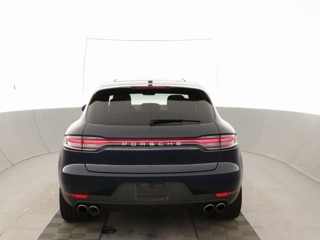 Thumbnail: 2020 Porsche Macan - 13