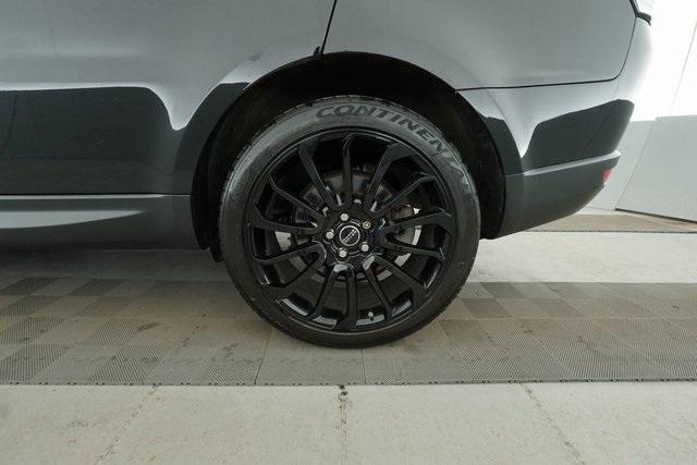 Thumbnail: 2016 Land Rover Range Rover Sport - 32