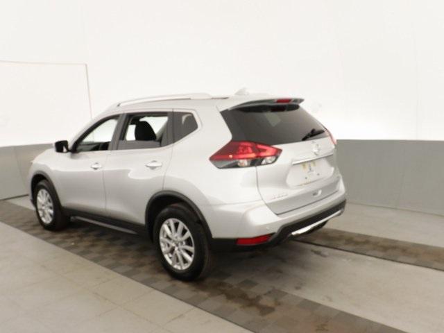 Thumbnail: 2020 Nissan Rogue - 4