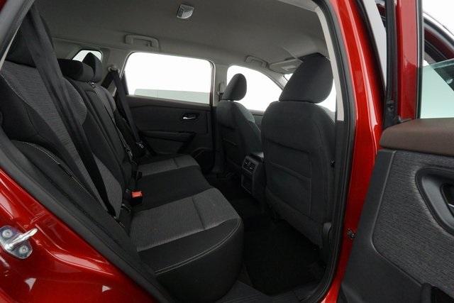 Thumbnail: 2021 Nissan Rogue - 21