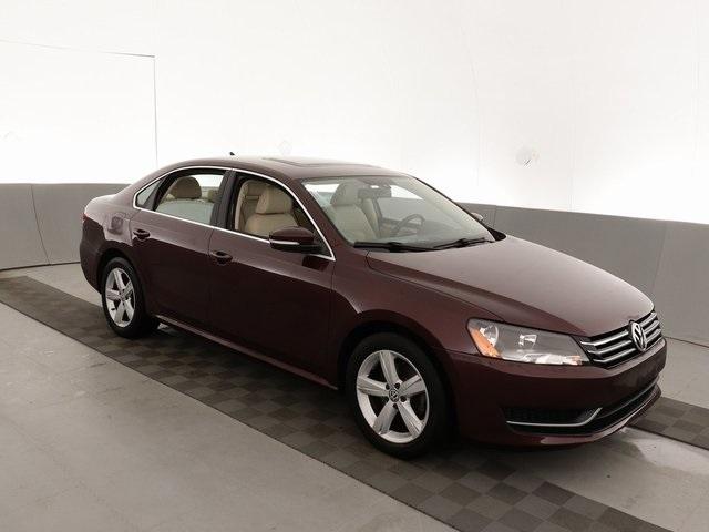 Thumbnail: 2013 Volkswagen Passat - 6