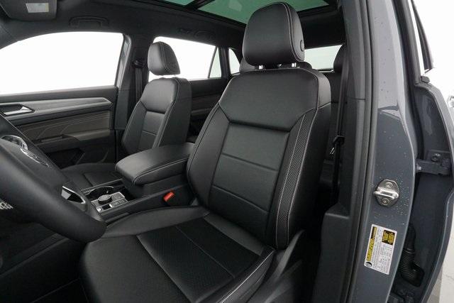 Thumbnail: 2022 Volkswagen Atlas - 15