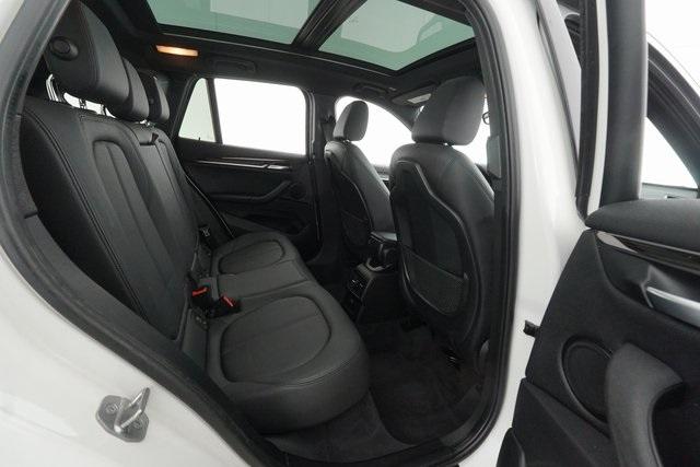 Thumbnail: 2017 BMW X1 - 21