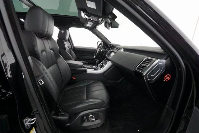 Thumbnail: 2016 Land Rover Range Rover Sport - 21