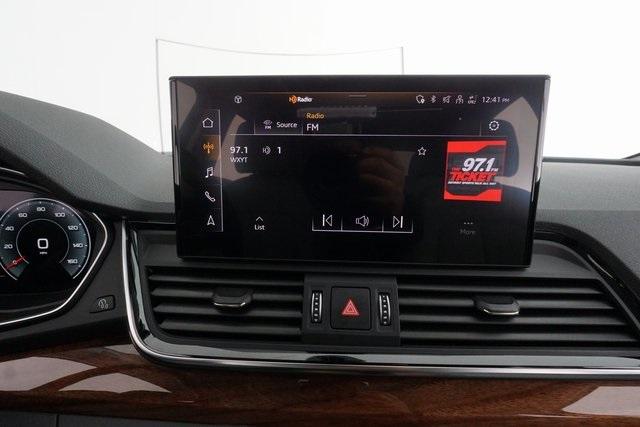 Thumbnail: 2022 Audi Q5 - 24