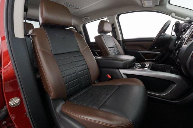 Thumbnail: 2016 Nissan Titan - 21