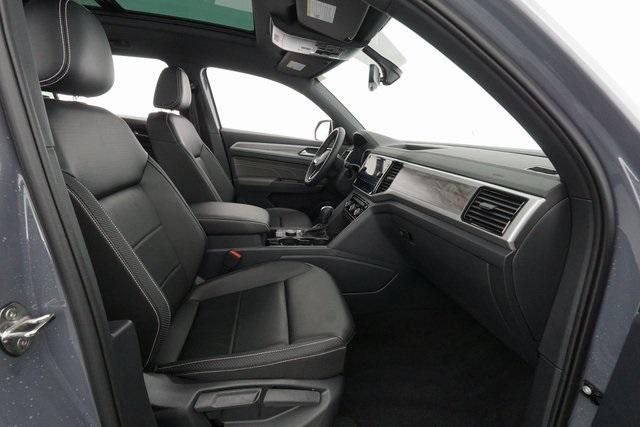 Thumbnail: 2022 Volkswagen Atlas - 20