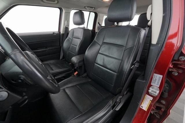 Thumbnail: 2017 Jeep Patriot - 12