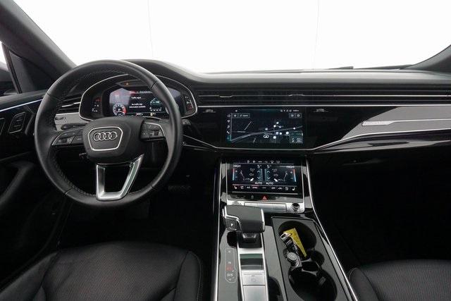 Thumbnail: 2021 Audi Q8 - 25