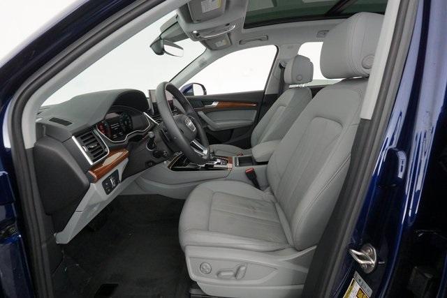 Thumbnail: 2022 Audi Q5 - 16