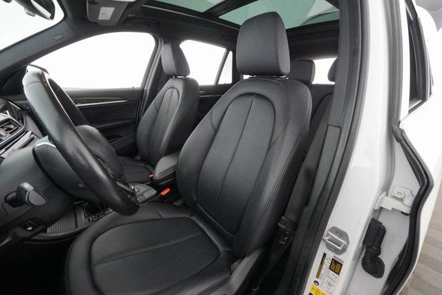 Thumbnail: 2017 BMW X1 - 14