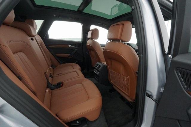 Thumbnail: 2022 Audi Q5 - 23