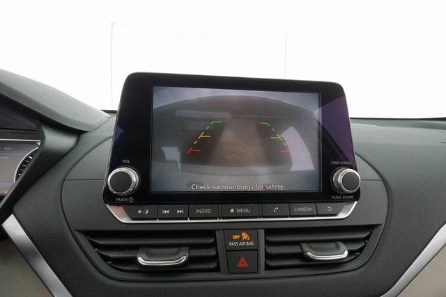 Thumbnail: 2022 Nissan Altima - 28