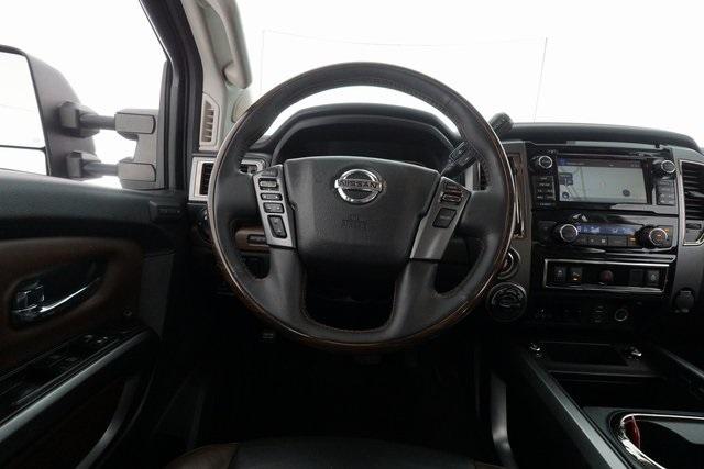 Thumbnail: 2016 Nissan Titan - 25
