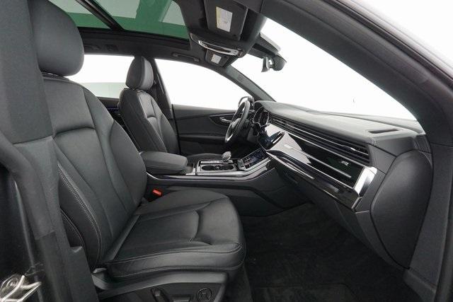 Thumbnail: 2021 Audi Q8 - 21