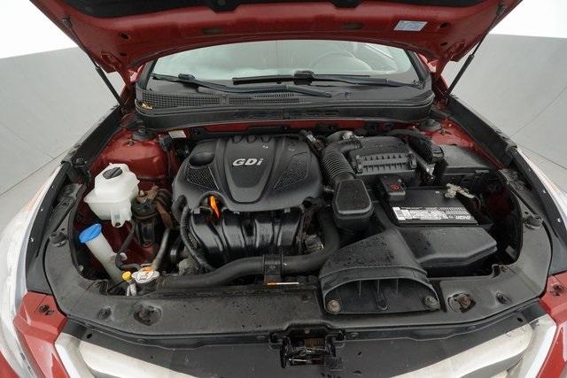 Thumbnail: 2013 Hyundai Sonata - 28