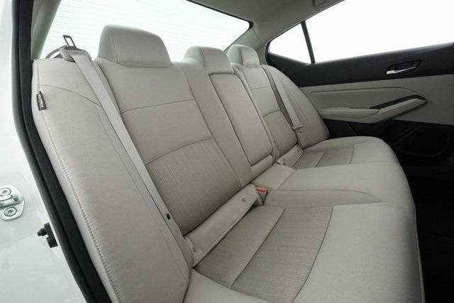 Thumbnail: 2022 Nissan Altima - 20