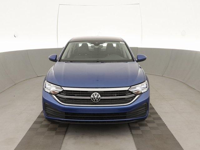 Thumbnail: 2022 Volkswagen Jetta - 8