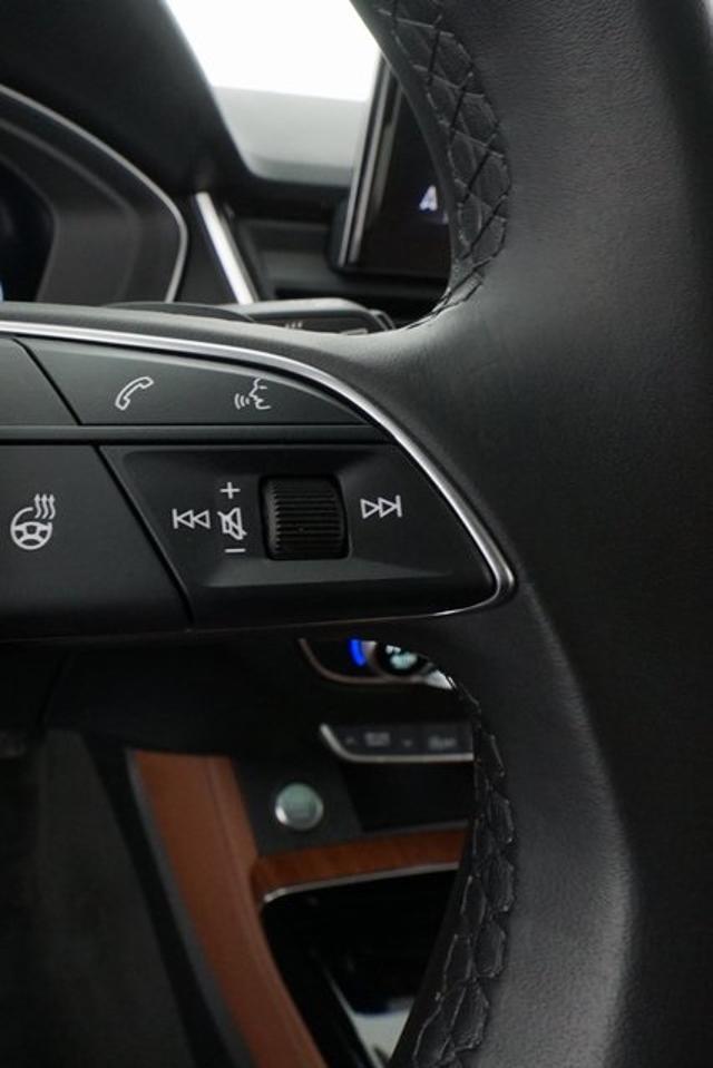 Thumbnail: 2022 Audi Q5 - 31