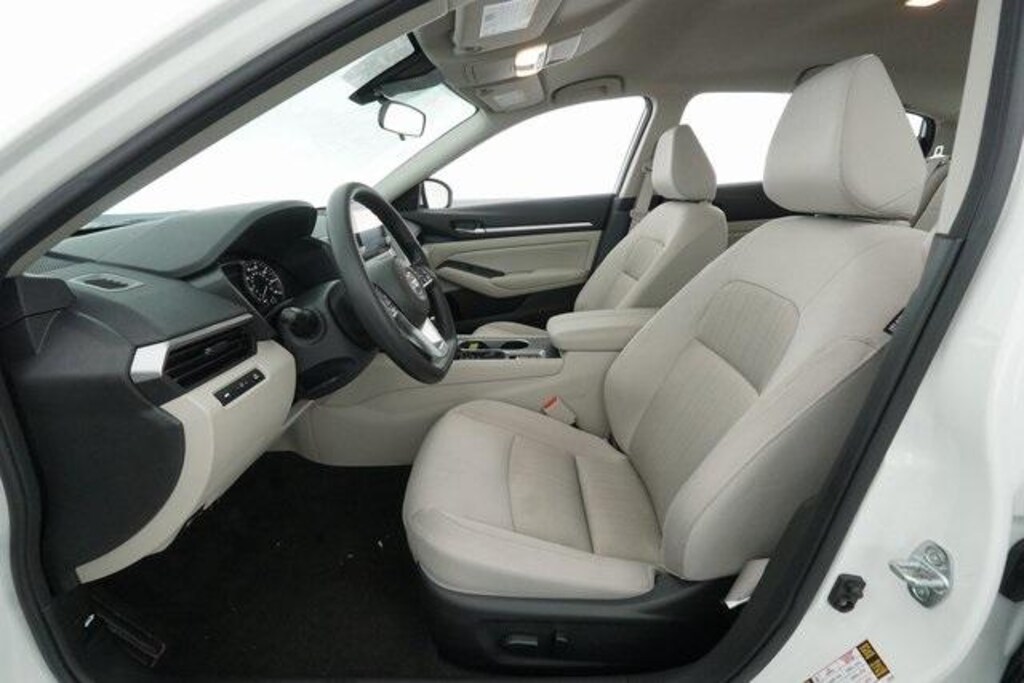 Certified 2022 Nissan Altima 2.5 SV Sedan