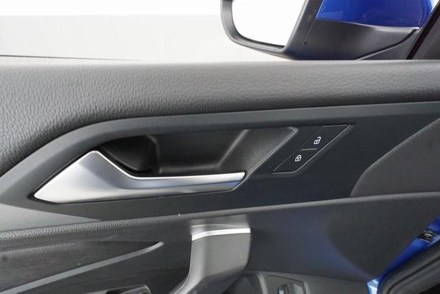 Thumbnail: 2022 Volkswagen Jetta - 16