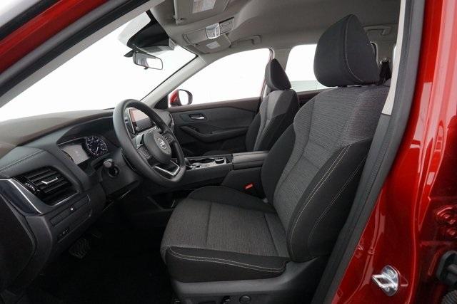 Thumbnail: 2021 Nissan Rogue - 13