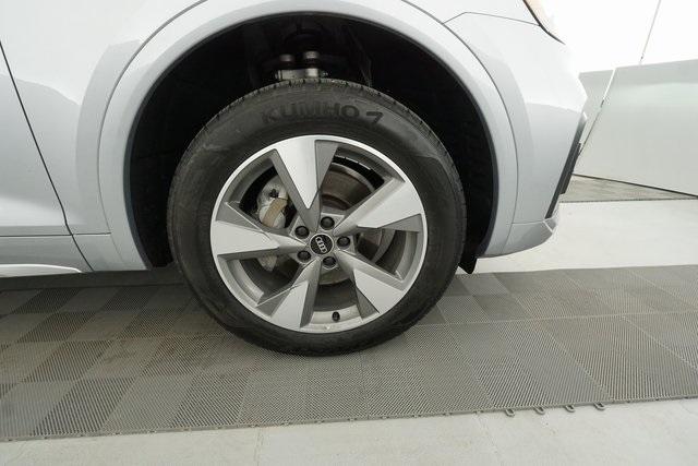 Thumbnail: 2022 Audi Q5 - 37