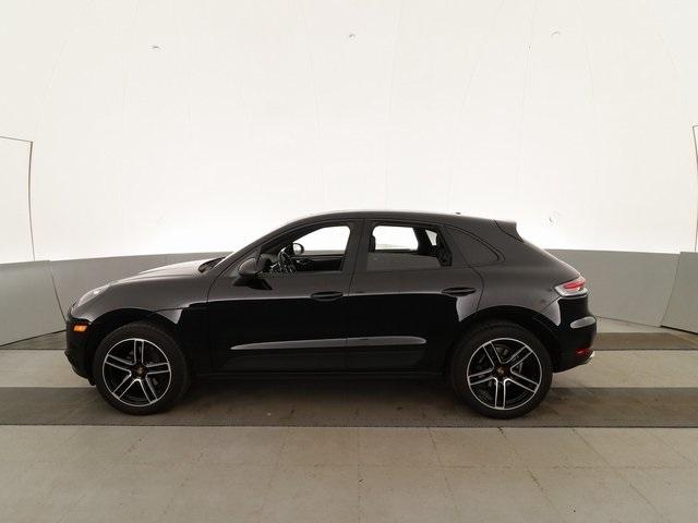 Thumbnail: 2020 Porsche Macan - 9