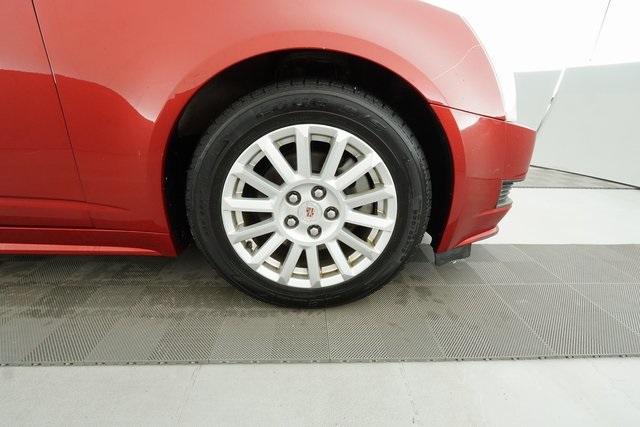 2011 Cadillac CTS Luxury 33