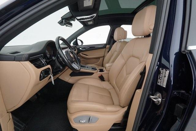 Thumbnail: 2020 Porsche Macan - 6