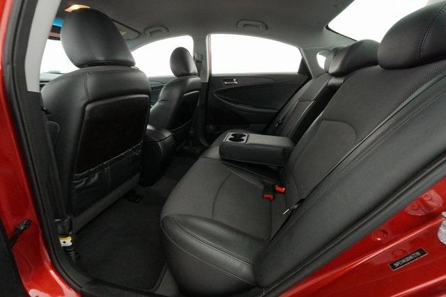 Thumbnail: 2013 Hyundai Sonata - 13