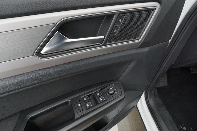 Thumbnail: 2019 Volkswagen Atlas - 11