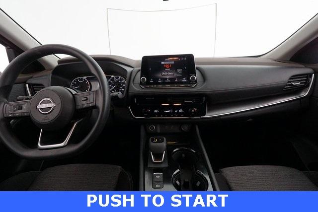2022 Nissan Rogue SV 4