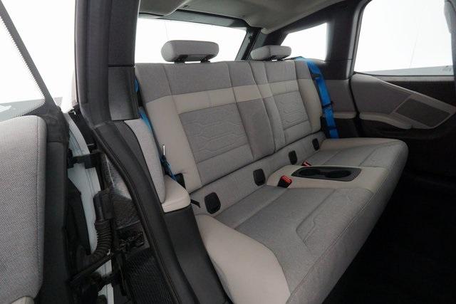Thumbnail: 2018 BMW i3 - 21