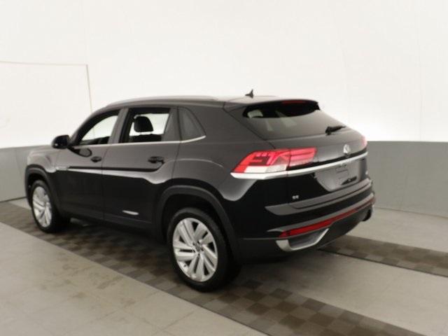 2020 Volkswagen Atlas Cross Sport SE Technology photo 4