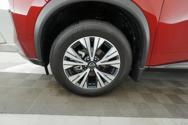 Thumbnail: 2022 Nissan Rogue - 30