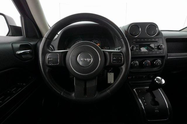Thumbnail: 2017 Jeep Patriot - 23
