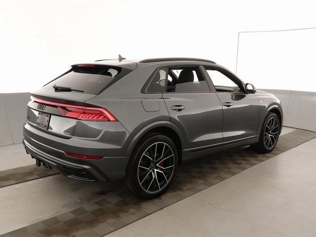 Thumbnail: 2021 Audi Q8 - 11