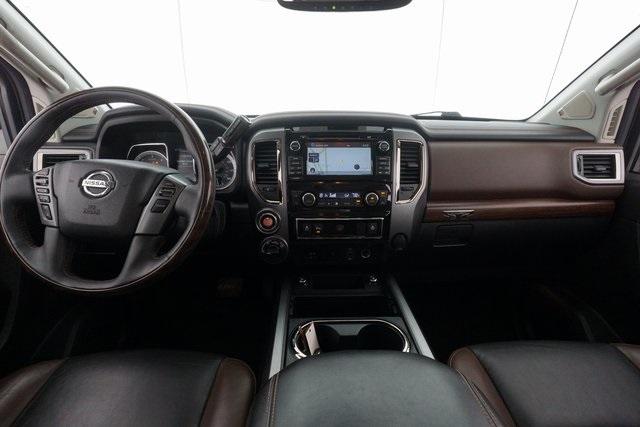 Thumbnail: 2016 Nissan Titan - 24