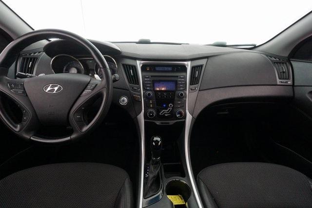 2013 Hyundai Sonata SE 21