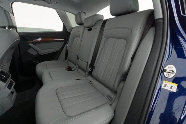 Thumbnail: 2022 Audi Q5 - 18