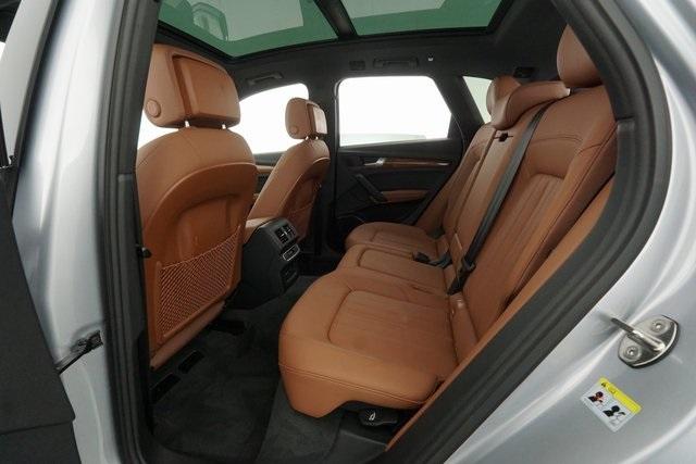 Thumbnail: 2022 Audi Q5 - 17