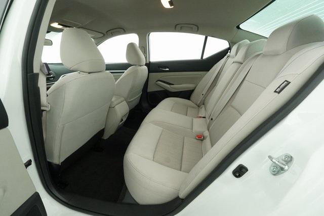 Thumbnail: 2022 Nissan Altima - 13