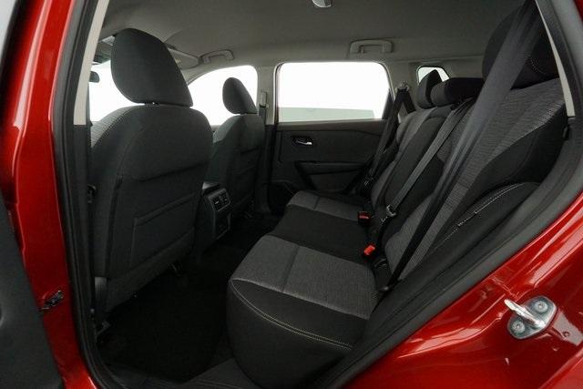 Thumbnail: 2021 Nissan Rogue - 15