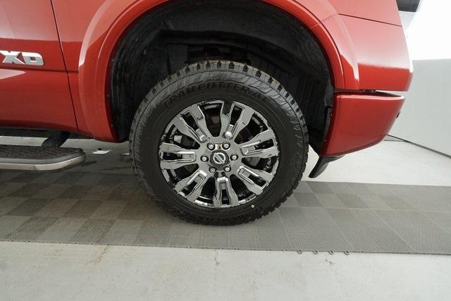 Thumbnail: 2016 Nissan Titan - 33