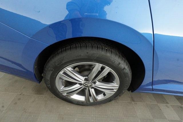 Thumbnail: 2022 Volkswagen Jetta - 35