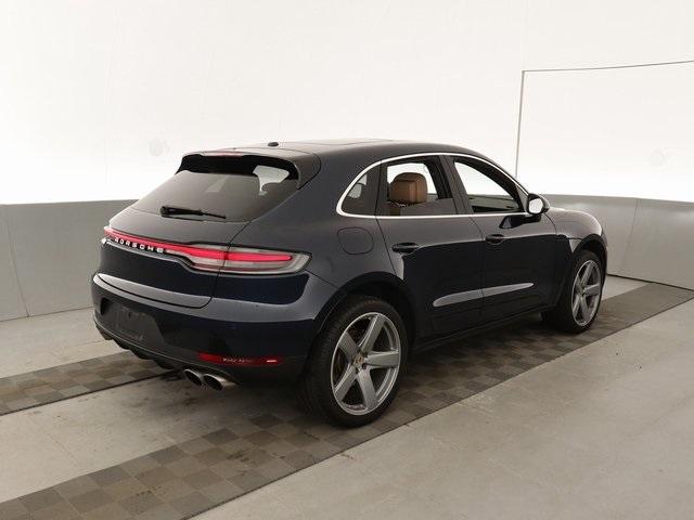 Thumbnail: 2020 Porsche Macan - 12