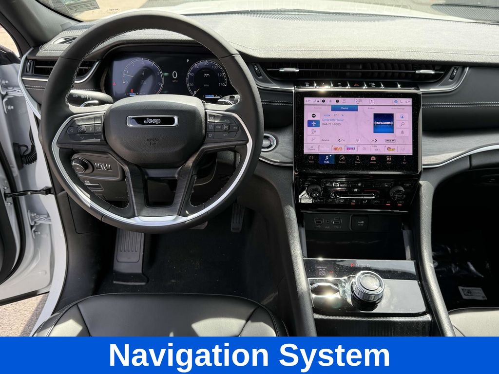 2025 Jeep Grand Cherokee L photo 2