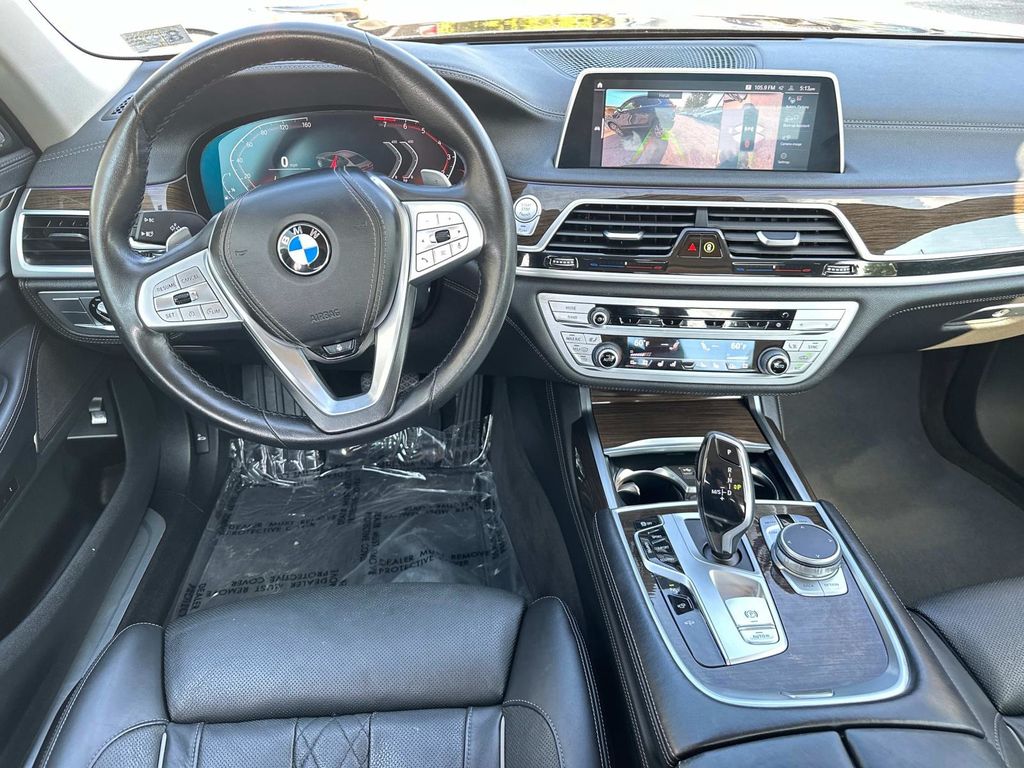 Used 2022 BMW 7 Series 740i with VIN WBA7T4C07NCH71795 for sale in Fairfax, VA