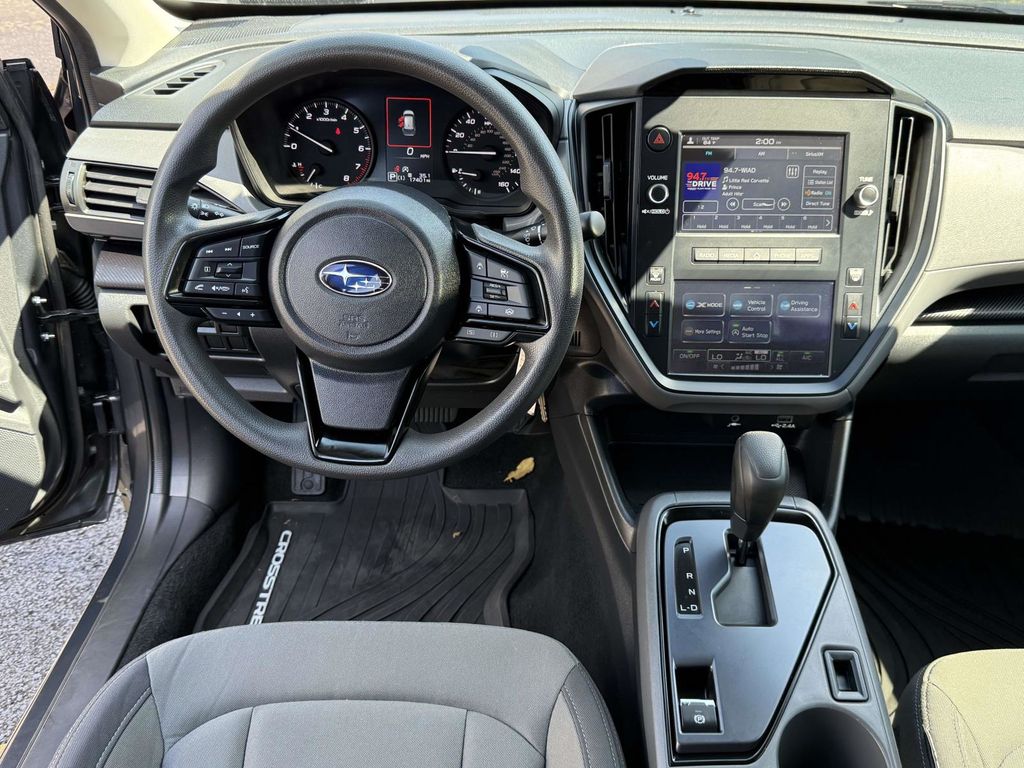 2024 Subaru Crosstrek Base photo 2